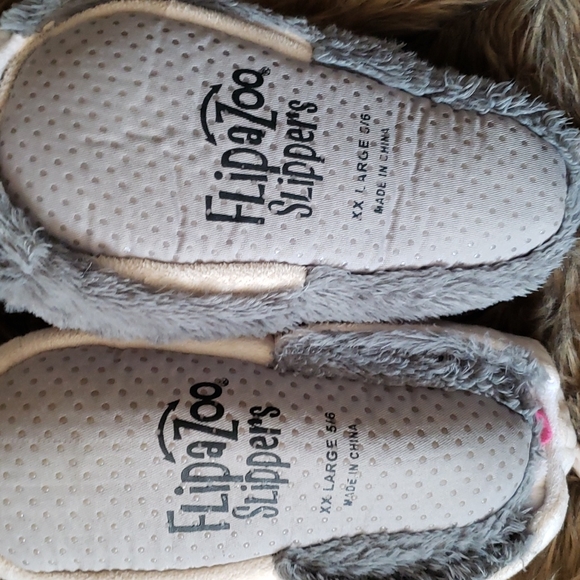 flipazoo Shoes Flipazoo Slippers Poshmark